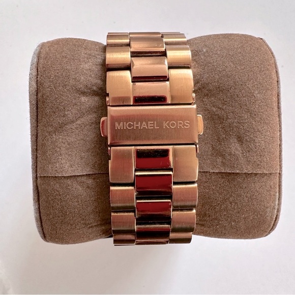 Michael Kors Rose Gold-Tone Watch MK8096 - Picture 6 of 12